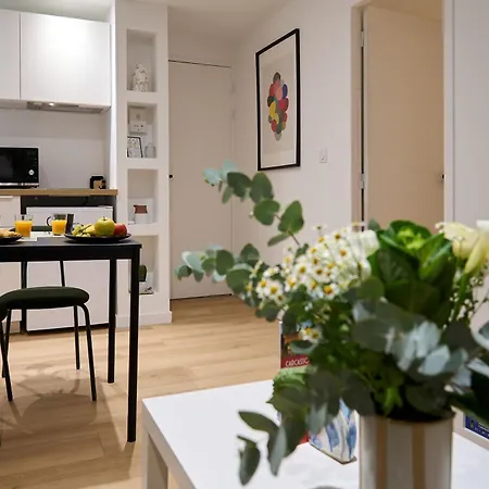 La Orange Apartment *