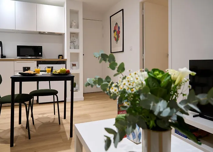 La Orange - Proche Cite Medievale Et Centre A Pied Apartment *