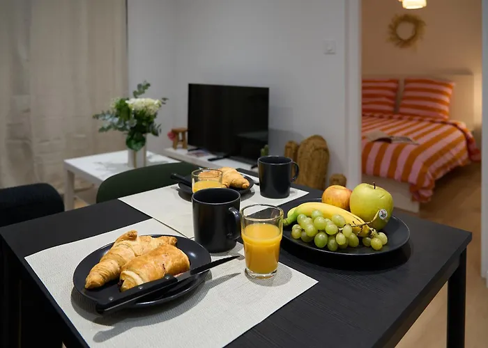 La Orange - Proche Cité Médiévale Et Centre à Pied Appartement