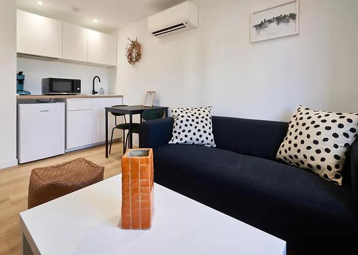 Appartement La Orange - Proche Cité Médiévale Et Centre à Pied